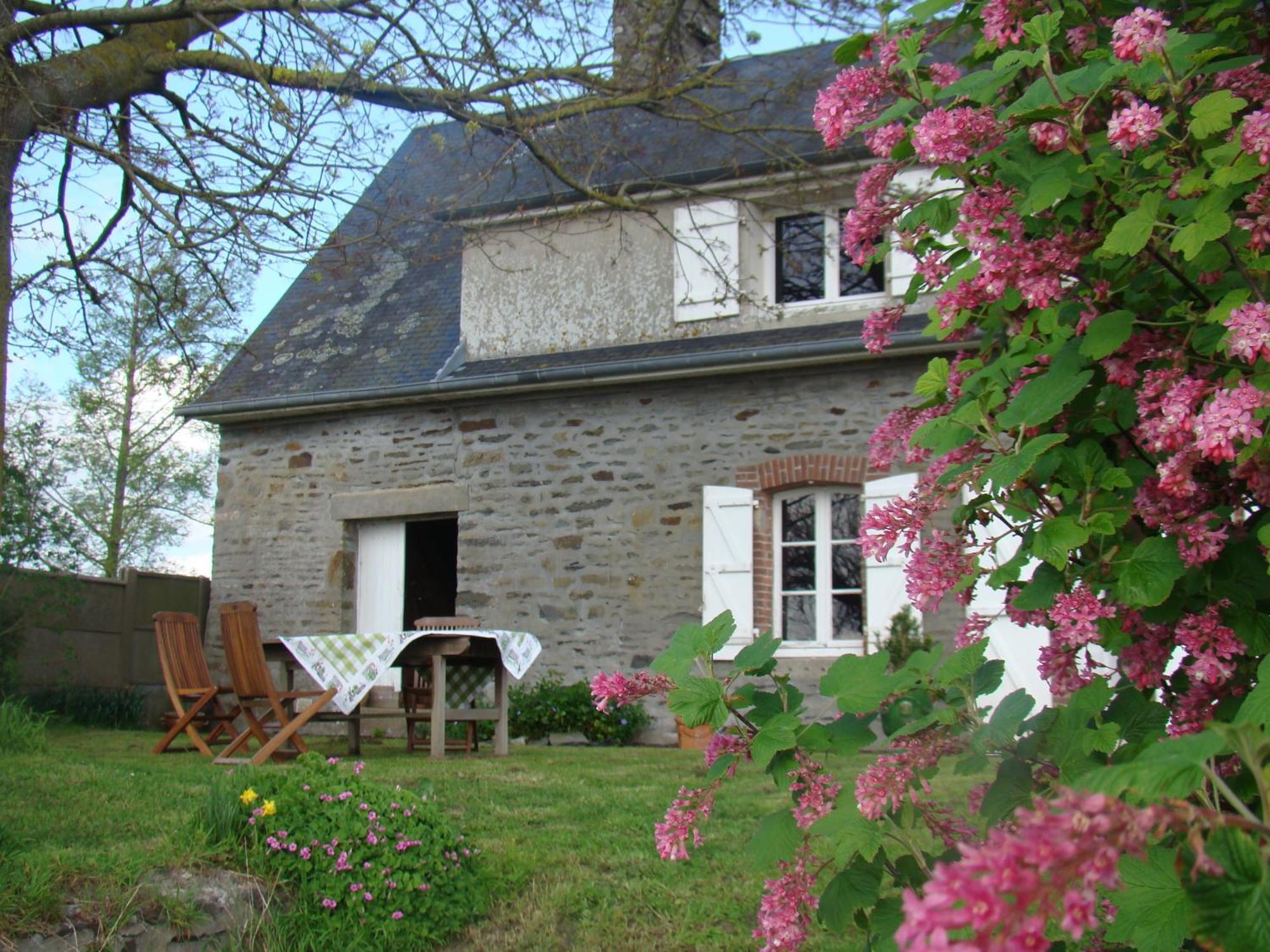 Entre Mont St Michel Et Merveille Vains Buitenkant foto